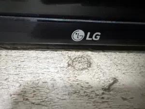 Television LG 50 inch in good condition LED