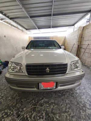 تويوتا كراون 2002