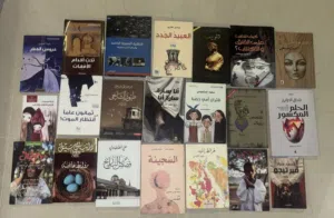 مجموعة كتب وروايات للبيع - 23 كتاب بحالة ممتازة