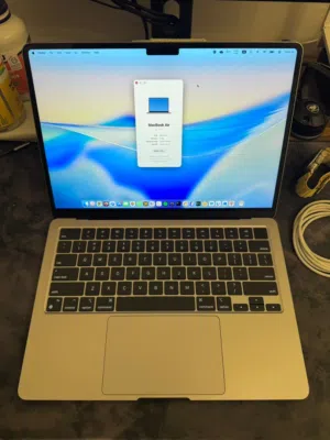 ابل ماك بوك - Apple MacBook Air 13 - M2 - مستعمل شبه جديد