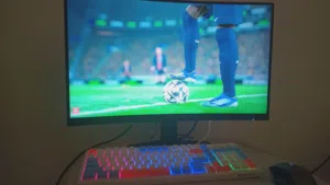 monitor Gaming AOC 27-inch and keyboard and mouse