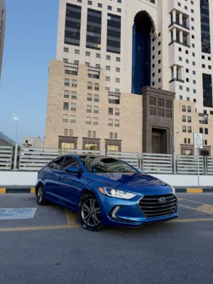 هونداي لنترا
