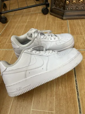 بوت نايك Air Force 1 أبيض نمرة 39