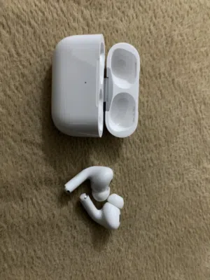 سماعة Apple AirPods Pro 2 (2nd generation)  أبل ايربودز برو 2 الجيل الثاني