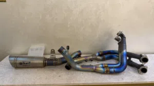 للبيع فل سستم SPARK Full titanium S1000rr ( 2019 - 2026 )