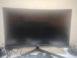 شاشه سامسونك مونتير G5 اوديسي نظيفه كلش