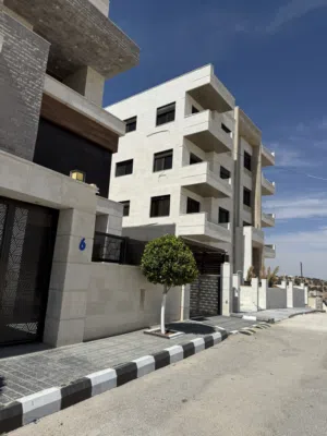 170 m2 Studio Apartments for Sale in Amman Al-Mansour