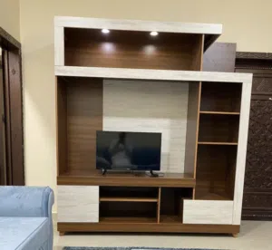 للبيع مكتبة تلفاز فخمة