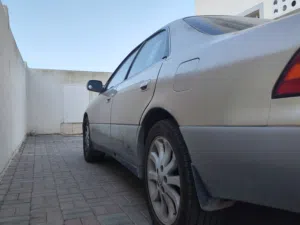 لكزس 300 للبيع