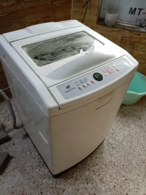 غساله سامسونج حجم 12kg بيه عطل يطلع 4E