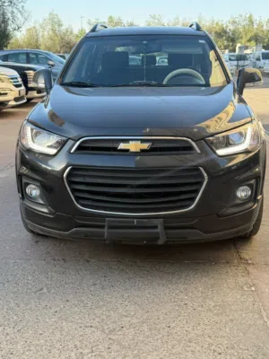 2016 Chevrolet Captiva in gun-black/grey colour, 5 seater.