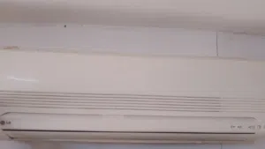 مكيف واحد طن LG
