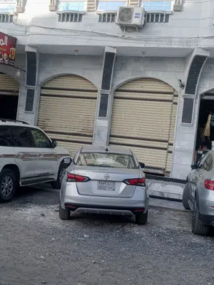 محلات لي الاجار مبلط جاهز كهرباء 24ساعه شغال مويا كل شي جاهز