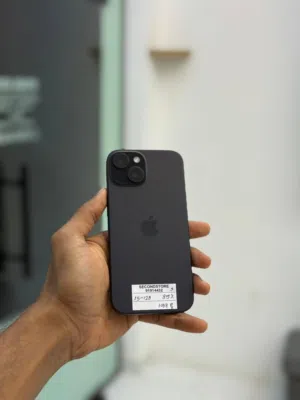 iPhone 15-128 GB Smooth and satisfactory phone