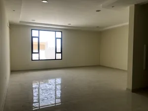 220 m2 5 Bedrooms Villa for Sale in Muharraq Diyar Al Muharraq