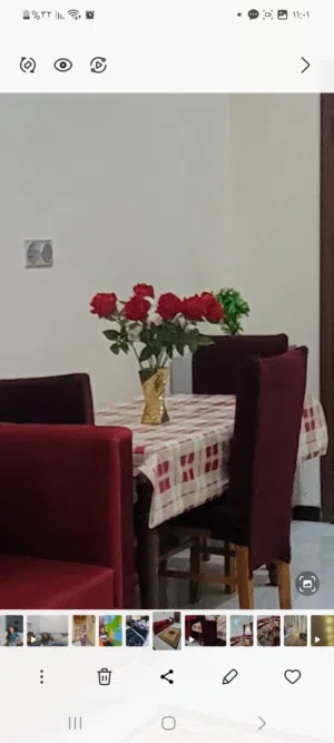طاولة طعام قويه جدا ثلاثه كراسي السعر 40000الف