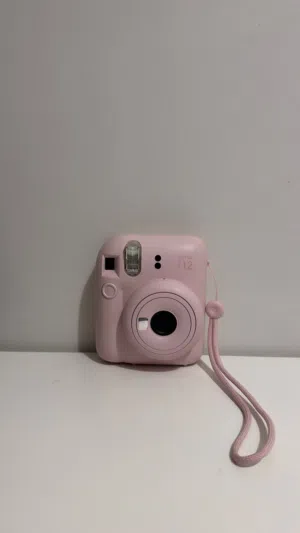 كاميرا Fujifilm Instax Mini 12