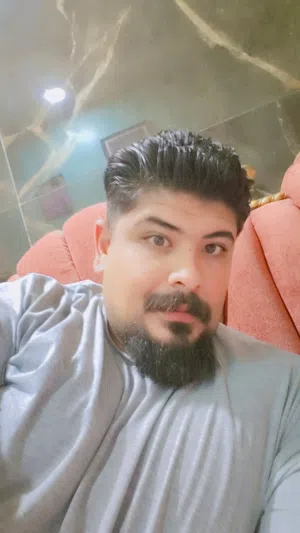 مصطفى الموالي 