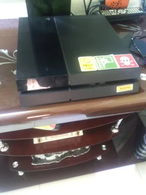 بلاستيش 4 شبه جديد مش معدله