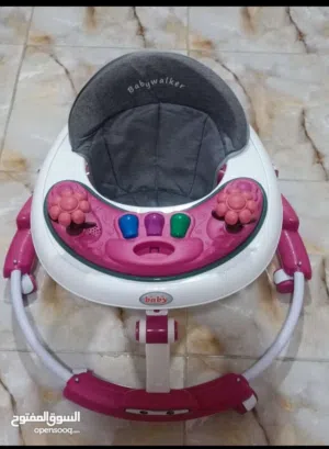 حجلة طفل للبيع نظيفة جداً