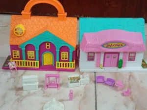 بيت دمى للبيع