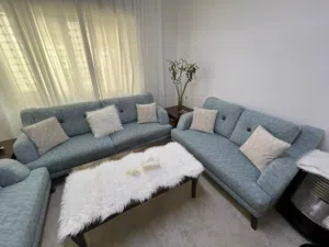 طقم كنب للبيع بسعر مغري جدا