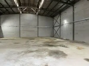 هنجر مخزن مسور