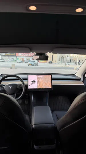 Used Tesla Model 3 in Muscat
