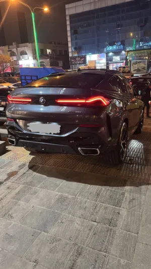 SUV BMW in Amman