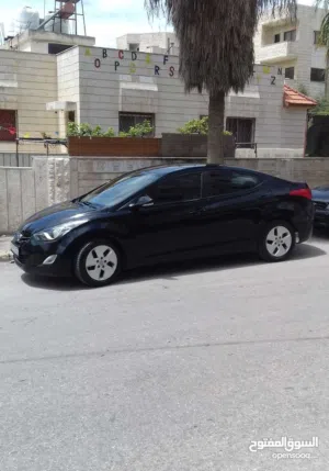 Hyundai . Avante . Daily0