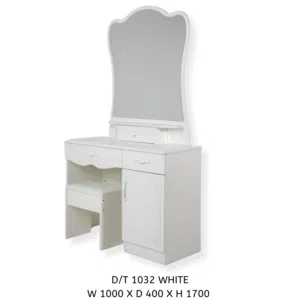 تسريحه روعه مع كرسي صغير