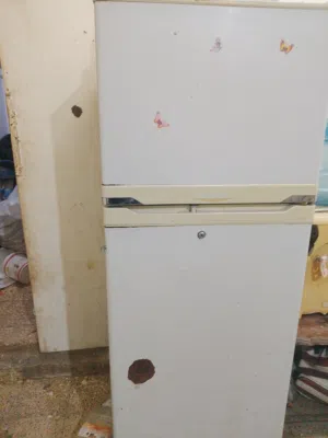 ثلاجة Goldstar للبيع تبريد ممتاز