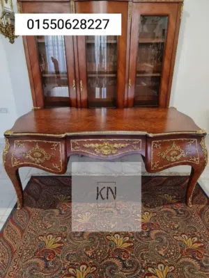 افخم المكاتب الكلاسيك خشب زان احمر مطعم بالنحاس اثاث مكتبي للبيع من شركه  KN office furniture