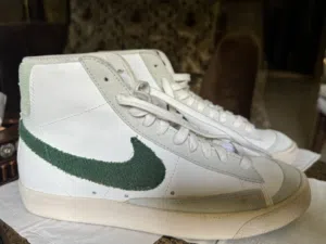 حذاء رياضي Nike