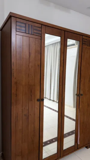 خزائن ملابس فاخرة