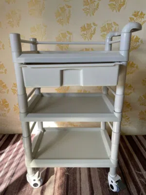 : عربات طبية (Medical Trolley) نخب أول - بحالة الوكالة للبيع