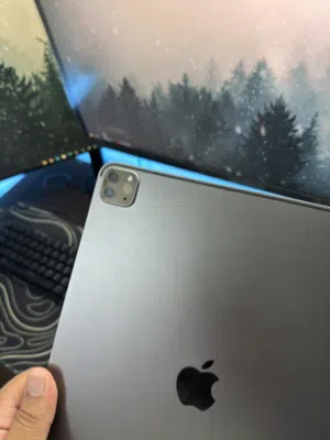 Apple iPad pro 4 128 GB in Al Batinah