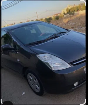 Used Toyota Prius in Amman