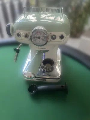 ARIETE VINTAGE PUMP ESPRESSO MACHINE CREAM/GREEN, 1389- GR
