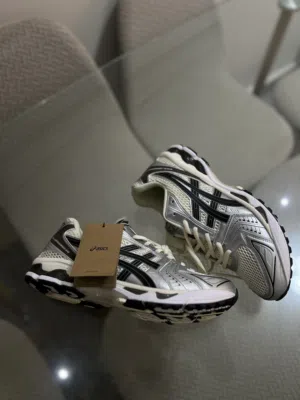 ASICS GEL 14 master quality size 42.5 (New)