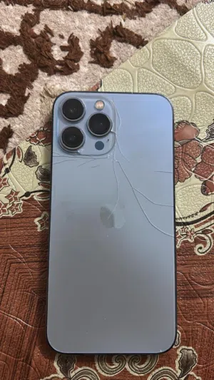 Apple iPhone 13 Pro Max 256 GB in Mafraq