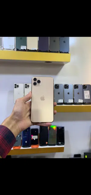 Apple iPhone 11 Pro Max 256 GB in Sana'a