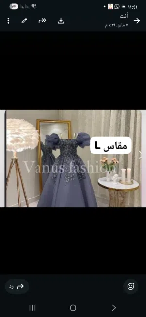 لدي فساتين للبيع بمقاسات مختلفه وفي احجام كبيره