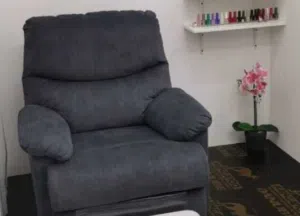كرسي استخدام بسيط