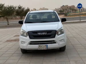 ايسوزو ديماكس 2016