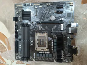 مذربورد Motherboard
