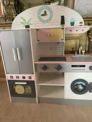 مطبخ ألعاب خشبي للأطفال (مباع)