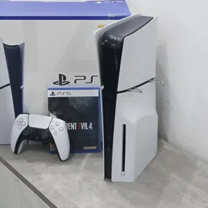 بلايستيشن 5 شبه جديد معاه كامل خيوطه و دسكتين