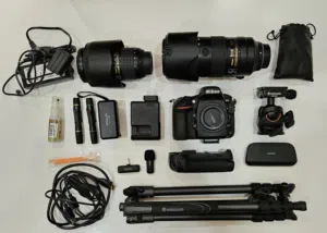 كاميرا نيكون D810  - عدسة 24-70 + عدسة 70-200 + كامل الاكسسوارات( شنطة ,ترايبود الخ)