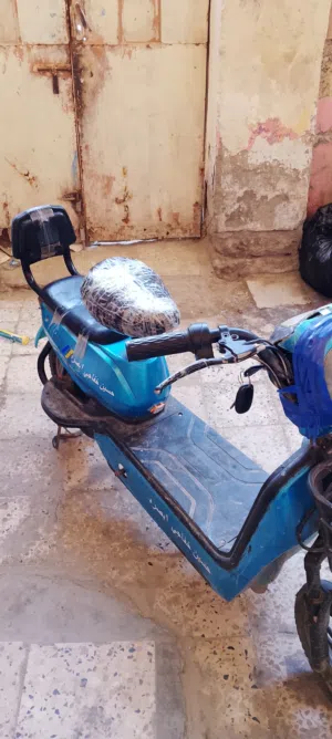 دراجه شحن أقره الوصف